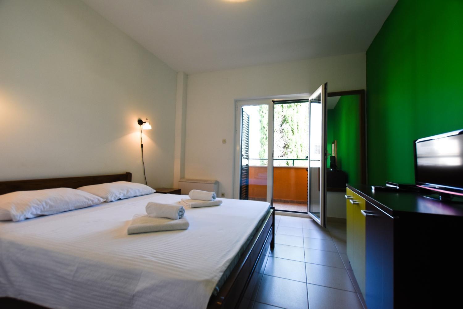 Pansion Hrga Hotel Vodice Kültér fotó