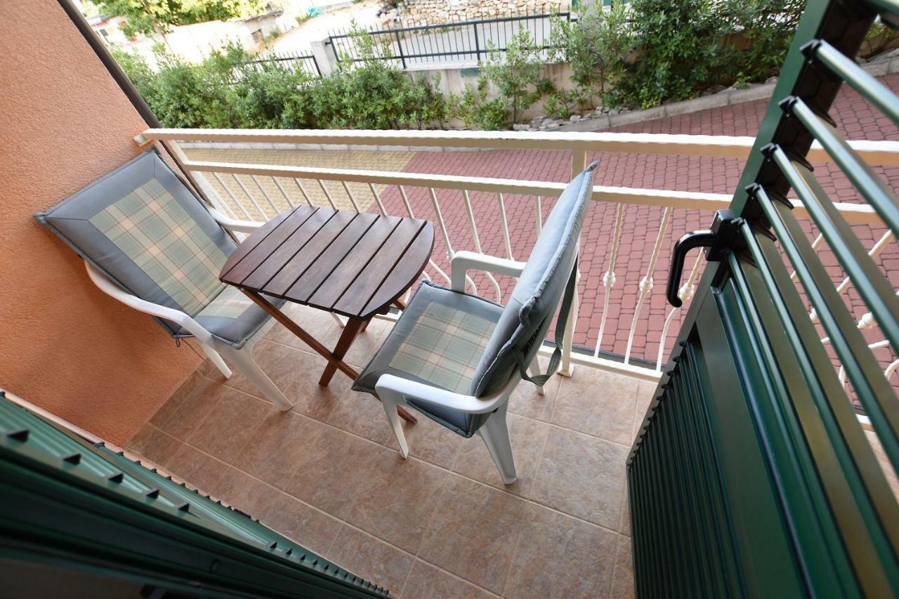 Pansion Hrga Hotel Vodice Kültér fotó