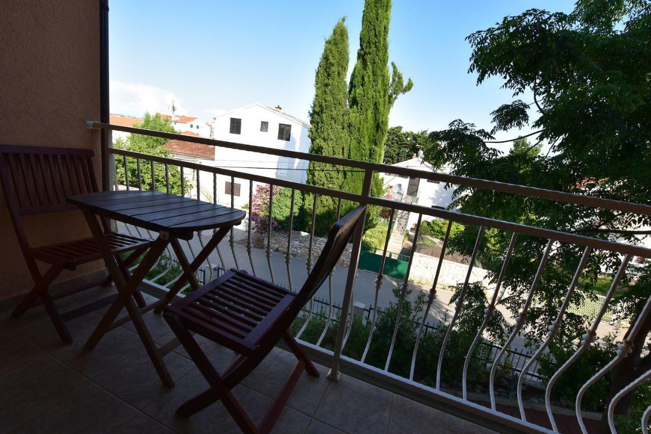 Pansion Hrga Hotel Vodice Kültér fotó