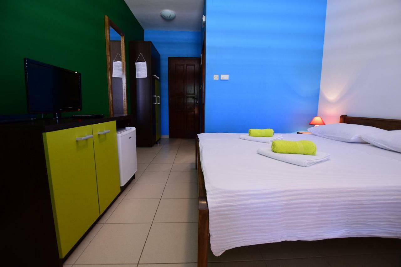 Pansion Hrga Hotel Vodice Kültér fotó