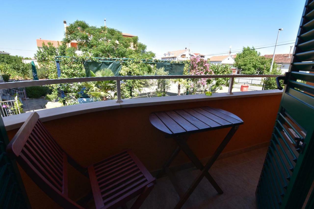 Pansion Hrga Hotel Vodice Kültér fotó