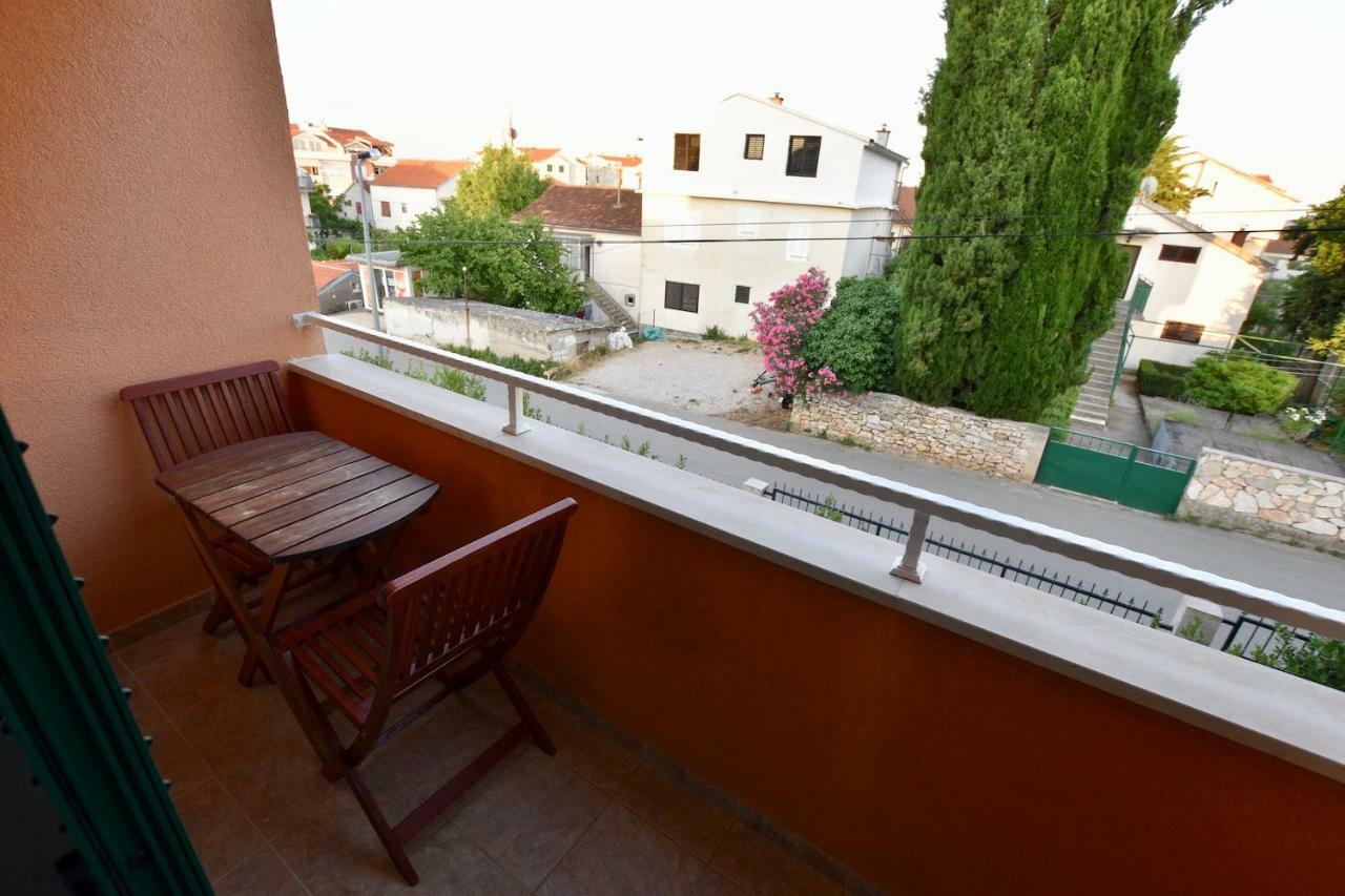 Pansion Hrga Hotel Vodice Kültér fotó